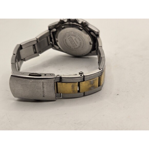 GUESS Waterproof Ladies' Watch Silver Tone Stainless Steel. 6.5" Band. - Picture 5 of 10